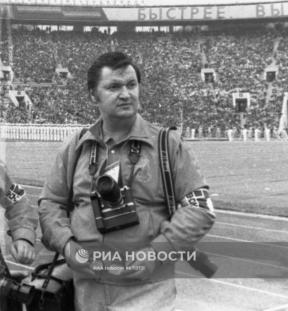 Фотокорреспондент АПН Игорь Уткин