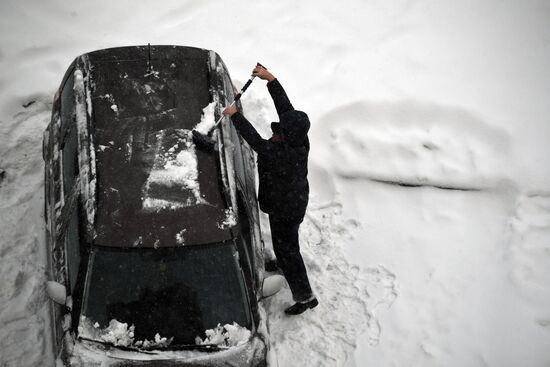 Снег в Москве