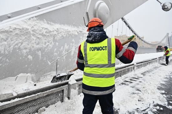 Уборка снега в Москве