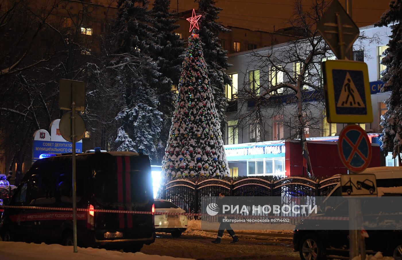 Стрельба произошла в МФЦ "Рязанский" в Москве