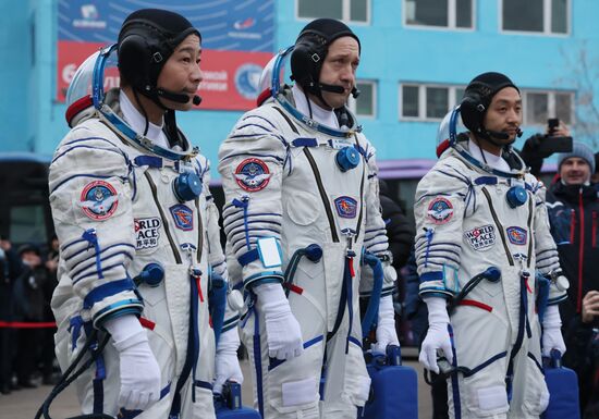 Запуск пилотируемого корабля "Союз МС-20" с японскими туристами с космодрома Байконур