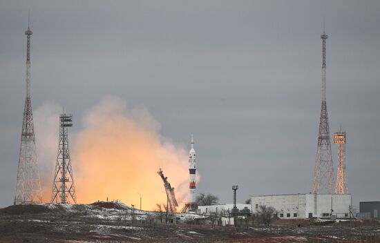 Запуск пилотируемого корабля "Союз МС-20" с японскими туристами с космодрома Байконур