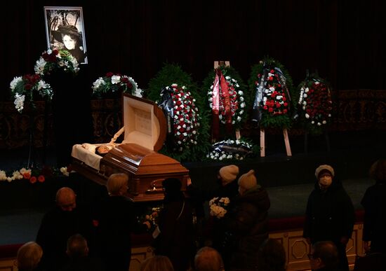 Прощание с Н. Ургант в Александринском театре в Санкт-Петербурге 