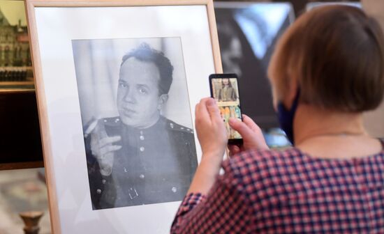 Открытие выставки "Нюрнберг. Начало мира. Международный военный трибунал в рисунках Н. Жукова"