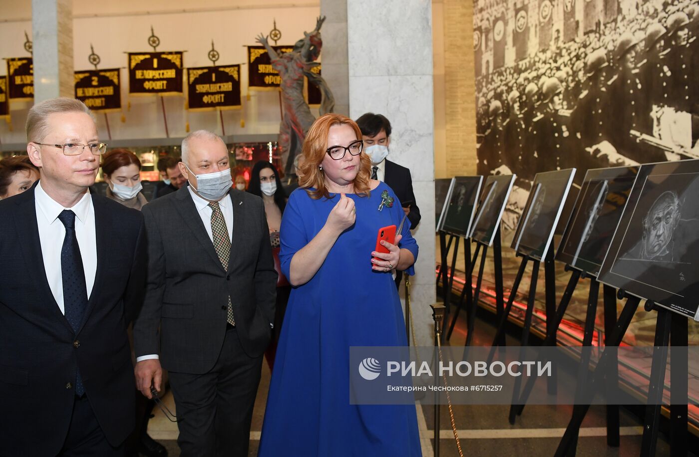 Открытие выставки "Нюрнберг. Начало мира. Международный военный трибунал в рисунках Н. Жукова"