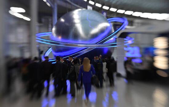 Участники Конгресса молодых ученых в Сочи. Фото могут быть использованы при наличии обязательной ссылки на источник. Место: Россия, Краснодарский край, Сочи. Автор: Алексей Даничев. Конгресс молодых ученых и закрытие Года науки и технологий