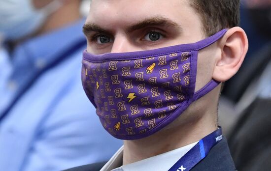 Участник Конгресса молодых ученых в Сочи. Фото могут быть использованы при наличии обязательной ссылки на источник. Место: Россия, Краснодарский край, Сочи. Автор: Евгений Биятов. Конгресс молодых ученых и закрытие Года науки и технологий