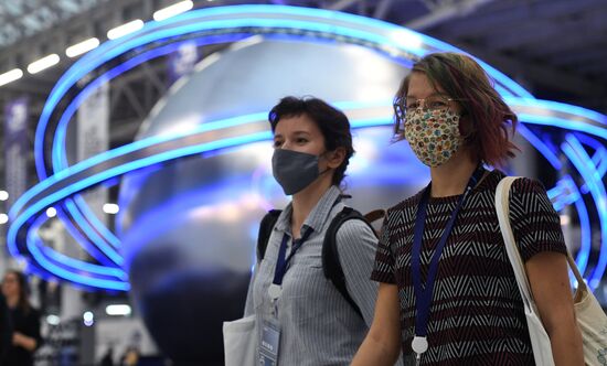 Конгресс молодых ученых и закрытие Года науки и технологий