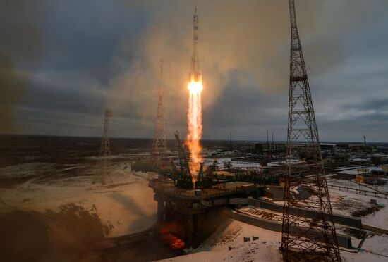 Запуск пилотируемого корабля "Союз МС-20" с японскими туристами с космодрома Байконур