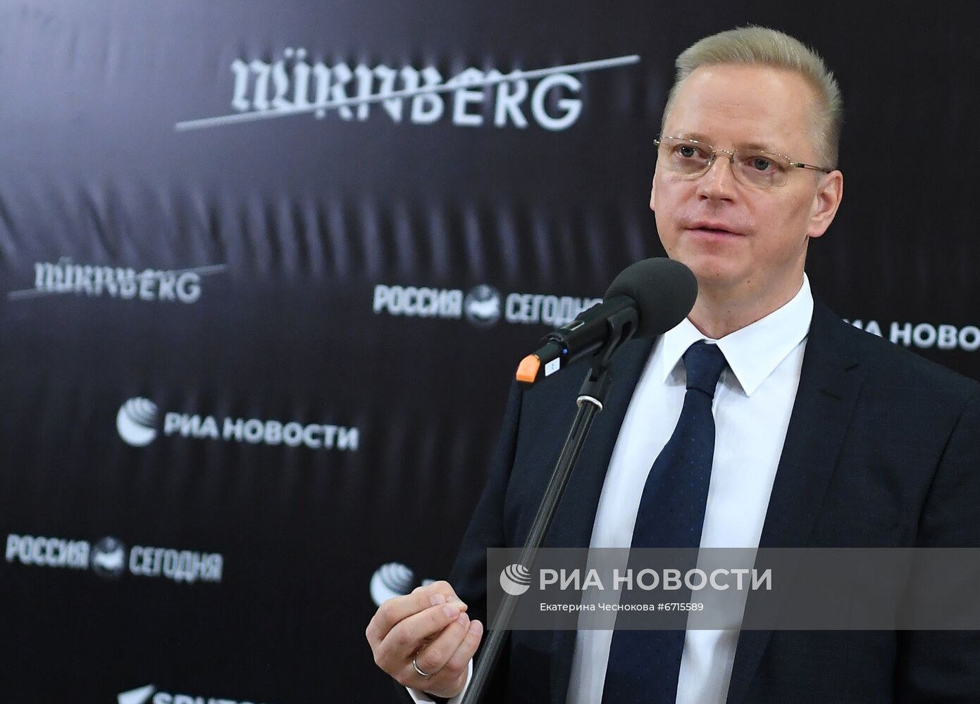 Открытие выставки "Нюрнберг. Начало мира. Международный военный трибунал в рисунках Н. Жукова"