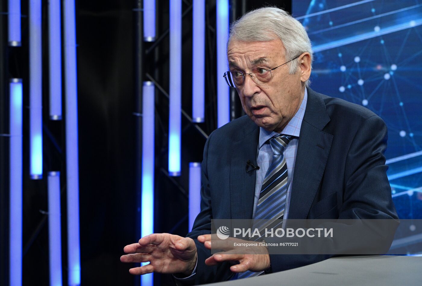 КМУ-2021. Медиастудия Года науки и технологии