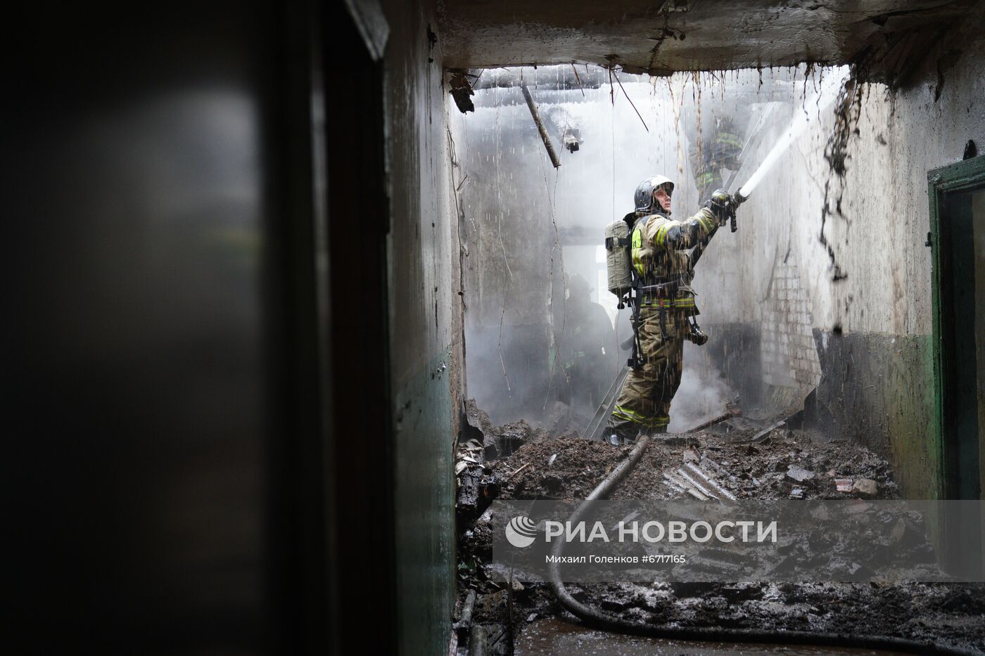 Пожар в историческом здании на территории замка Вальдау под Калининградом