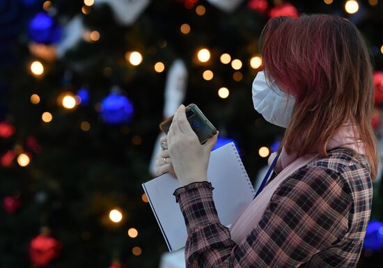 Участница Конгресса молодых ученых в Сочи. Фото могут быть использованы при наличии обязательной ссылки на источник. Место: Россия, Краснодарский край, Сочи. Автор: Константин Михальчевский. Конгресс молодых ученых и закрытие Года науки и технологий