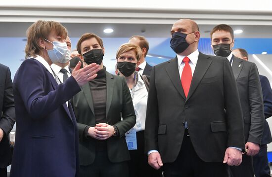 Премьер-министр РФ М. Мишустин принял участие в работе Международного экспортного форума "Сделано в России - 2021"