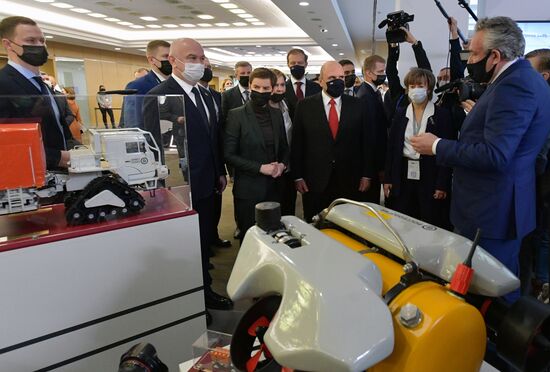 Премьер-министр РФ М. Мишустин принял участие в работе международного экспортного форума "Сделано в России - 2021"