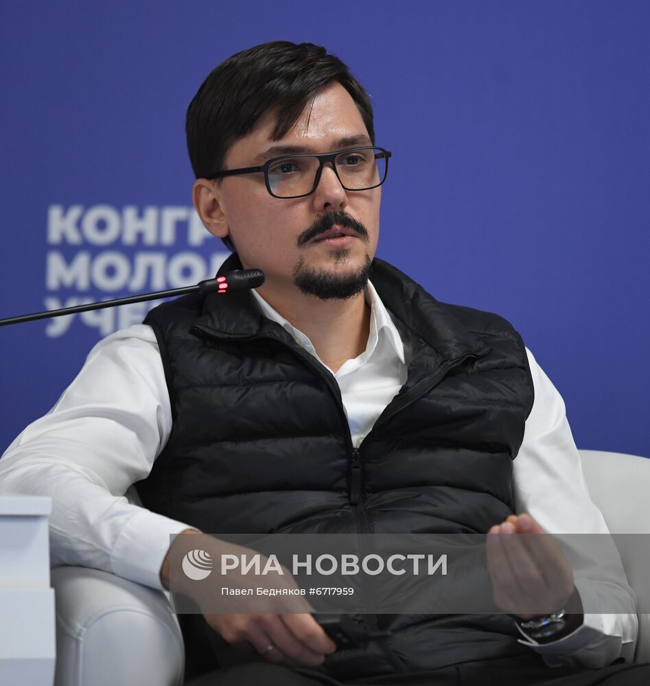 КМУ-2021. Креативные индустрии на стыке искусства, науки и технологий