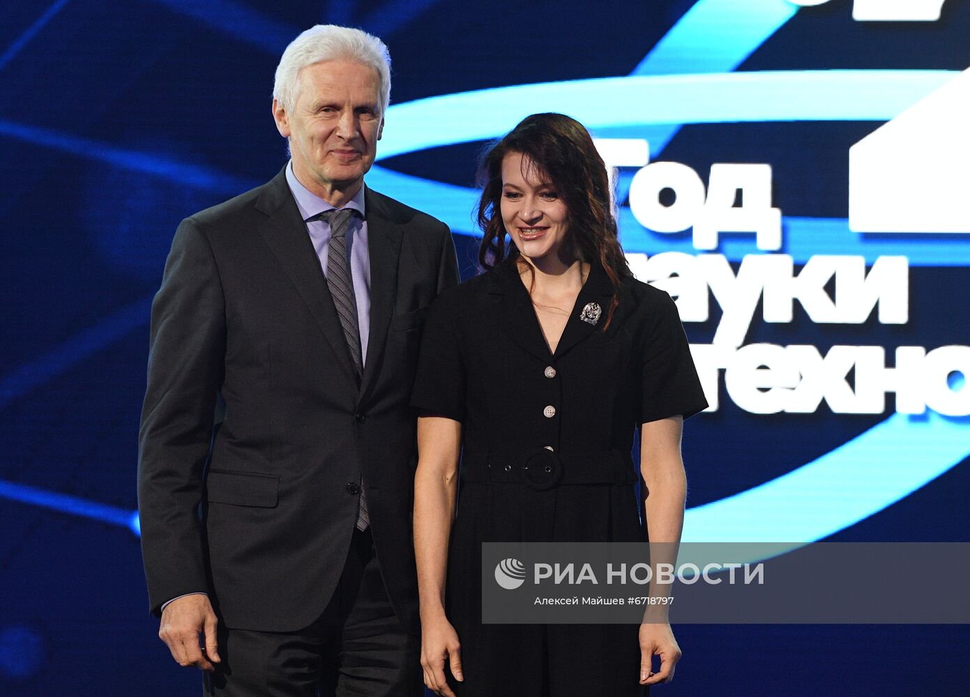КМУ-2021. Вручение премий Президента РФ в области науки и инноваций для молодых ученых за 2020 год