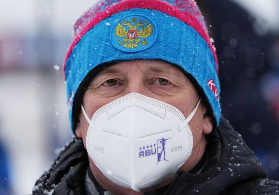 Биатлон. III этап Кубка мира. Мужчины. Гонка преследования