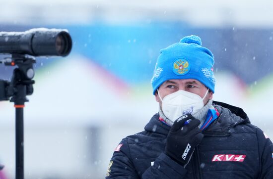 Биатлон. III этап Кубка мира. Мужчины. Гонка преследования