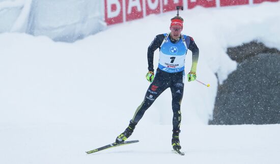 Биатлон. III этап Кубка мира. Мужчины. Гонка преследования