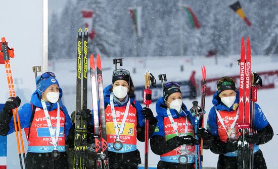 Биатлон. III этап Кубка мира. Женщины. Эстафета