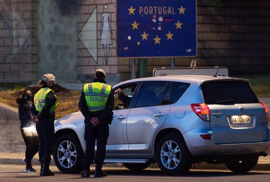 Проверка ковид-паспортов на въезде в Португалию