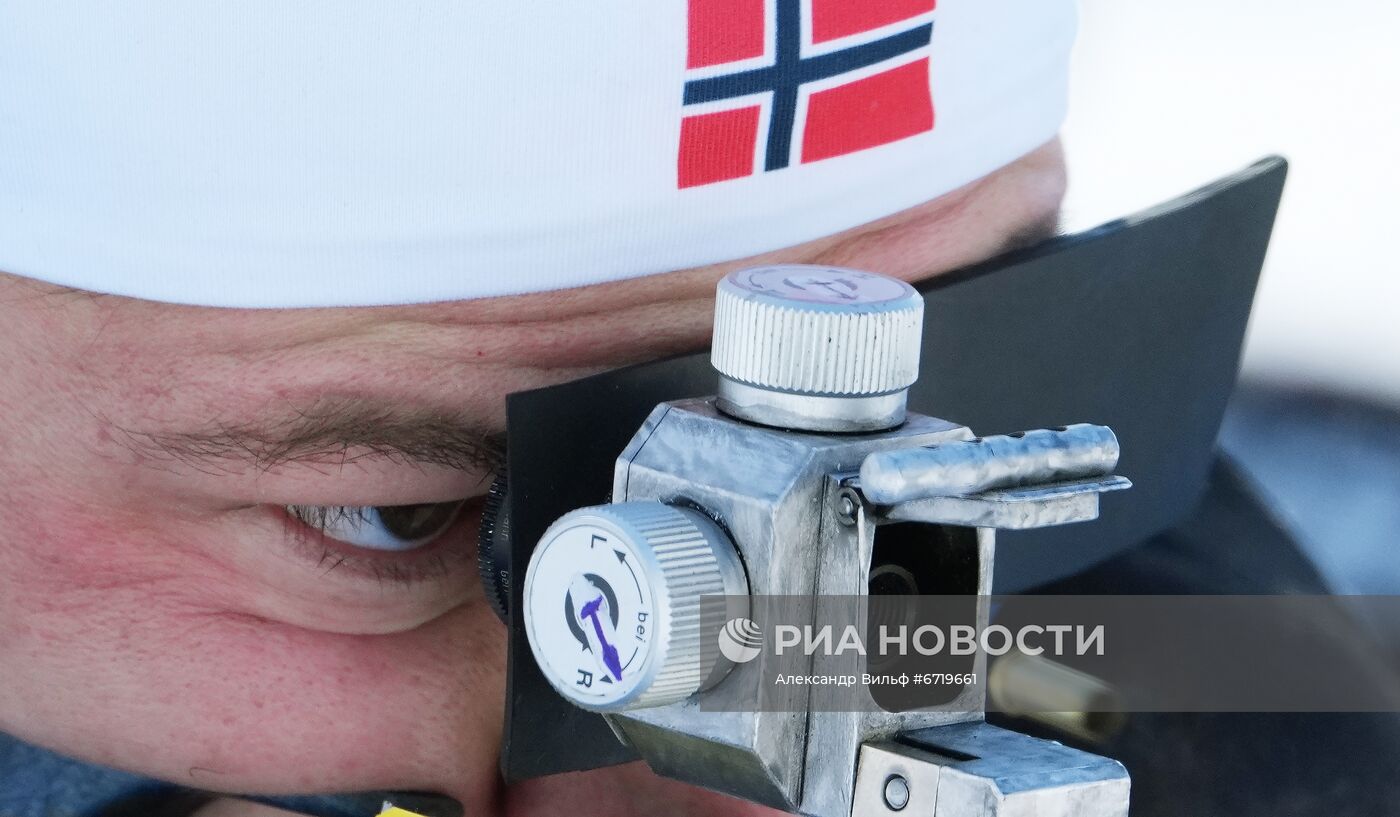 Биатлон. III этап Кубка мира. Мужчины. Эстафета