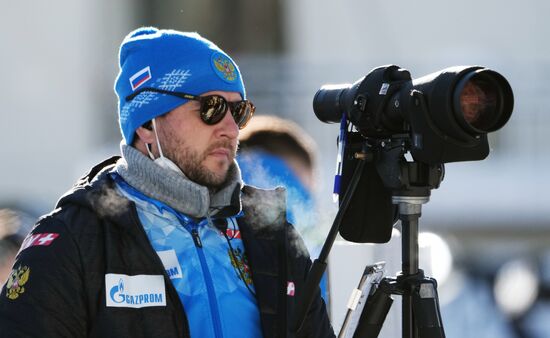 Биатлон. III этап Кубка мира. Мужчины. Эстафета