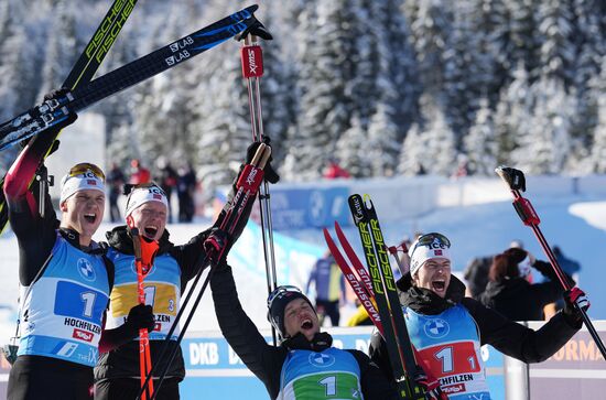 Биатлон. III этап Кубка мира. Мужчины. Эстафета