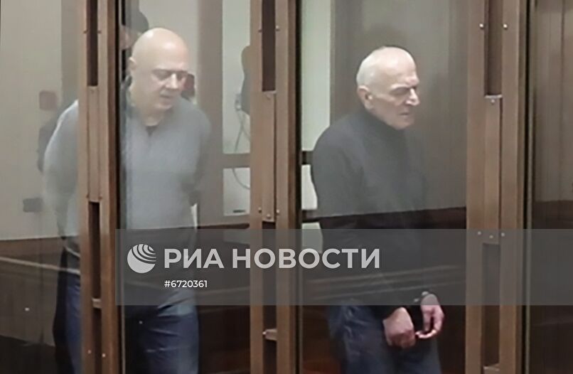 Оглашение приговора по делу об убийстве В. Иванькова (Япончика)