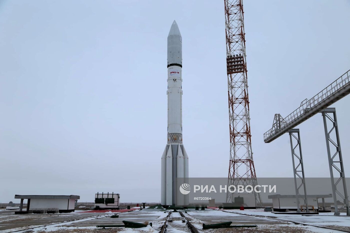 Пуск РН "Протон-М" с разгонным блоком "Бриз-М" и космическими аппаратами "Экспресс-АМУ3" и "Экспресс-АМУ7"