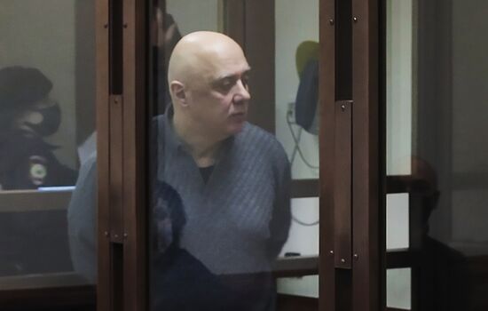 Оглашение приговора по делу об убийстве В. Иванькова (Япончика)