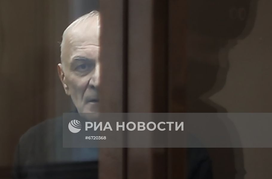 Оглашение приговора по делу об убийстве В. Иванькова (Япончика)