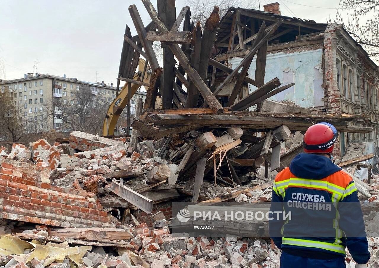 Обрушение здания в Саратове