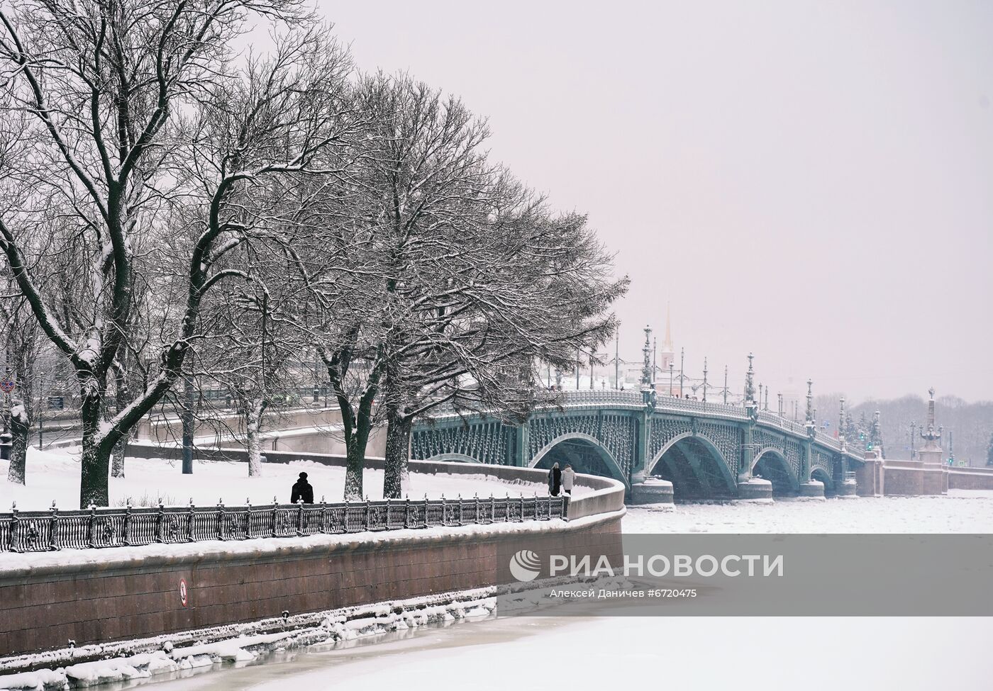 Снегопад в Санкт-Петербурге