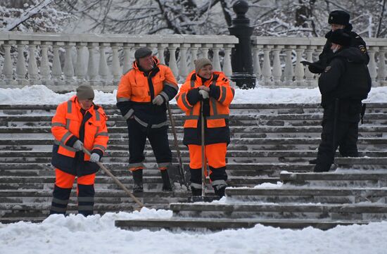 Снег в Москве