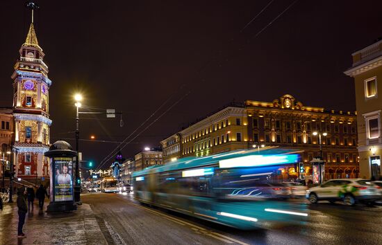 Украшение российских городов к Новому году