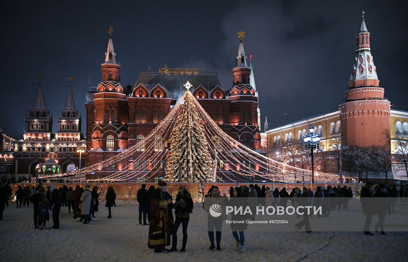 Предновогодняя Москва