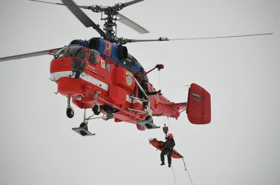 Тренировка спасателей Московского авиацентра