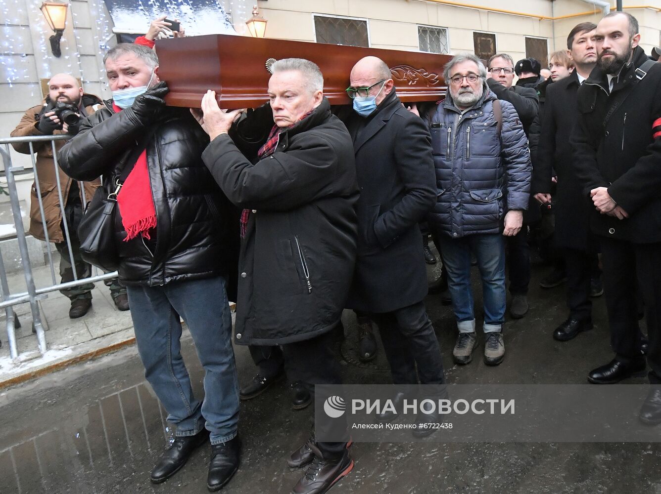 Похороны режиссера и сценариста С. Соловьева