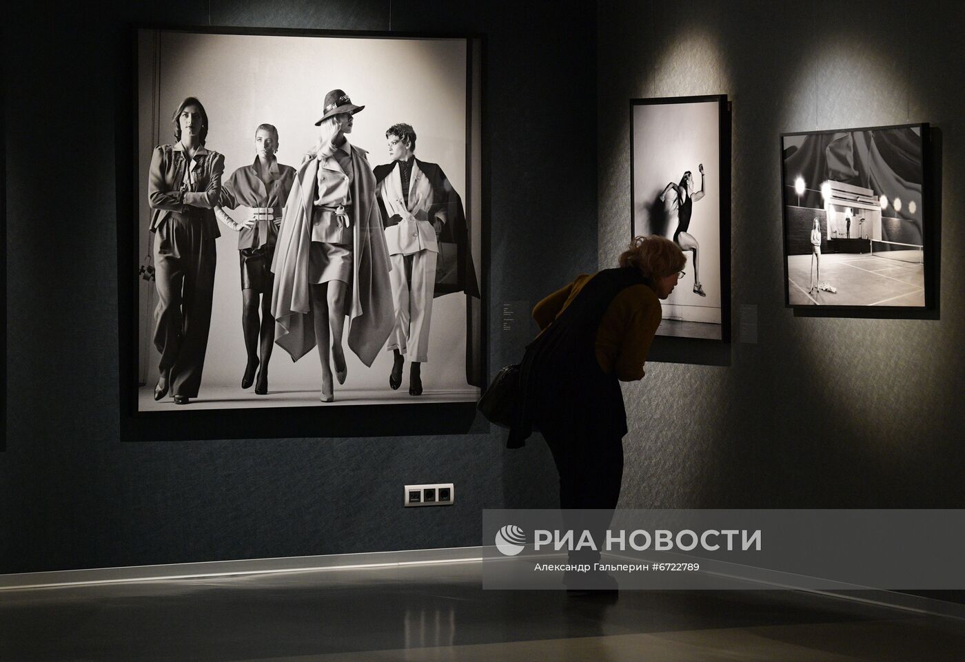 Выставка фотографа Х. Ньютона в музее современного искусства 