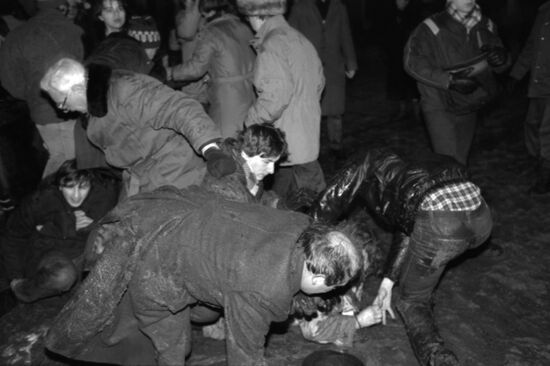 Митинг сторонников партии "Демократический Союз"