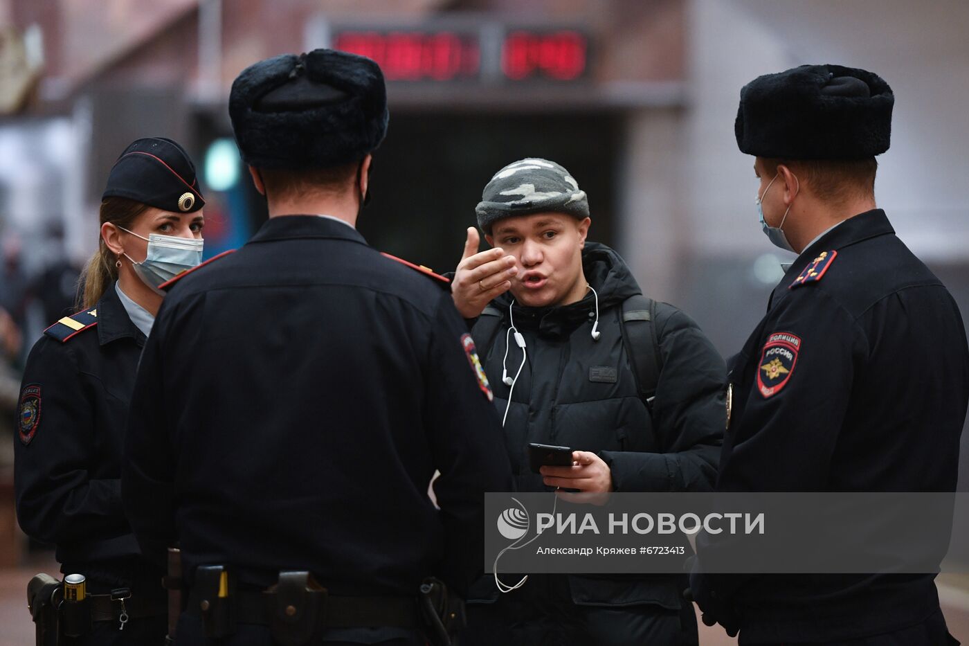 Рейд по соблюдению масочного режима в метро Новосибирска