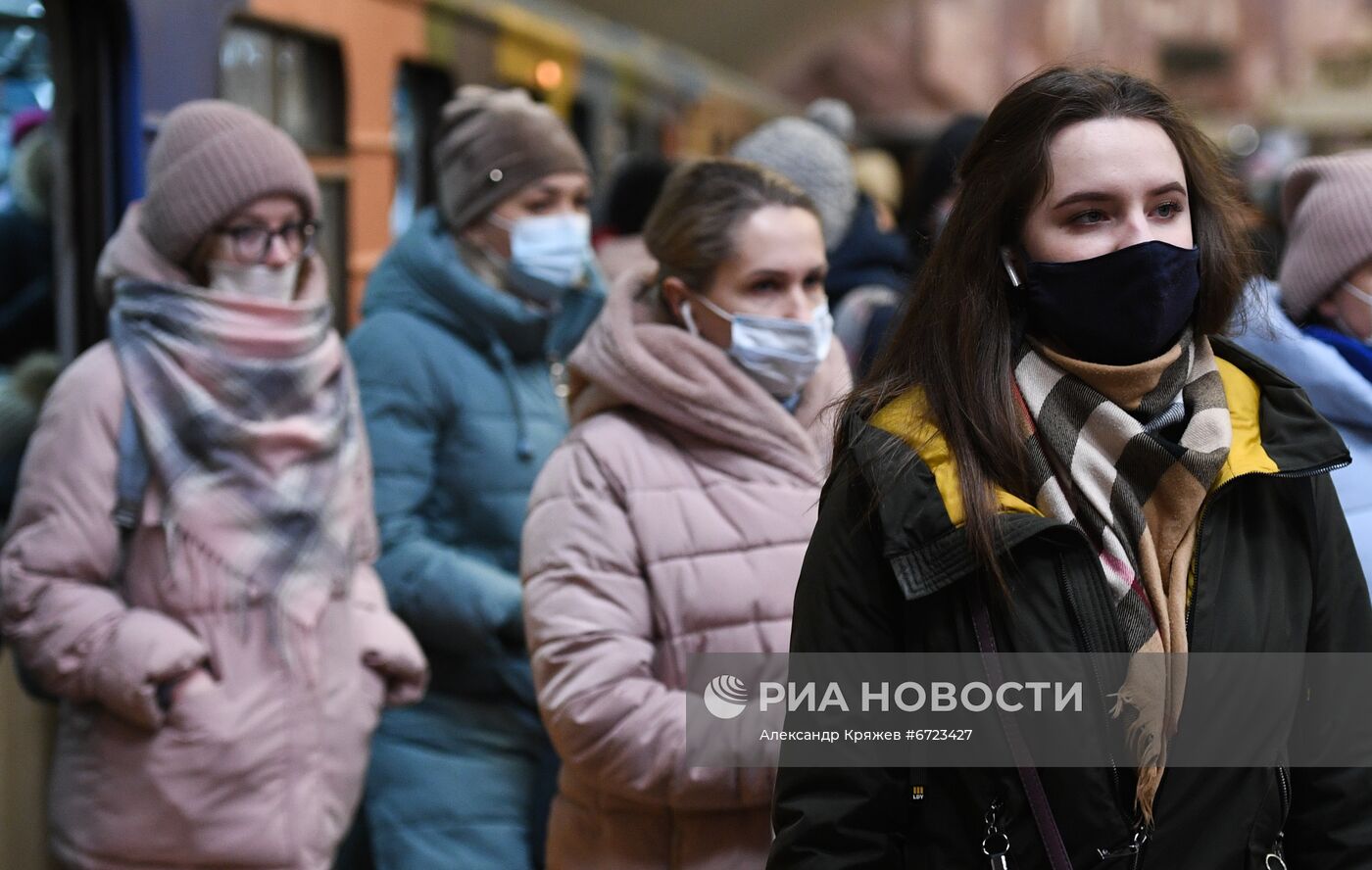 Рейд по соблюдению масочного режима в метро Новосибирска