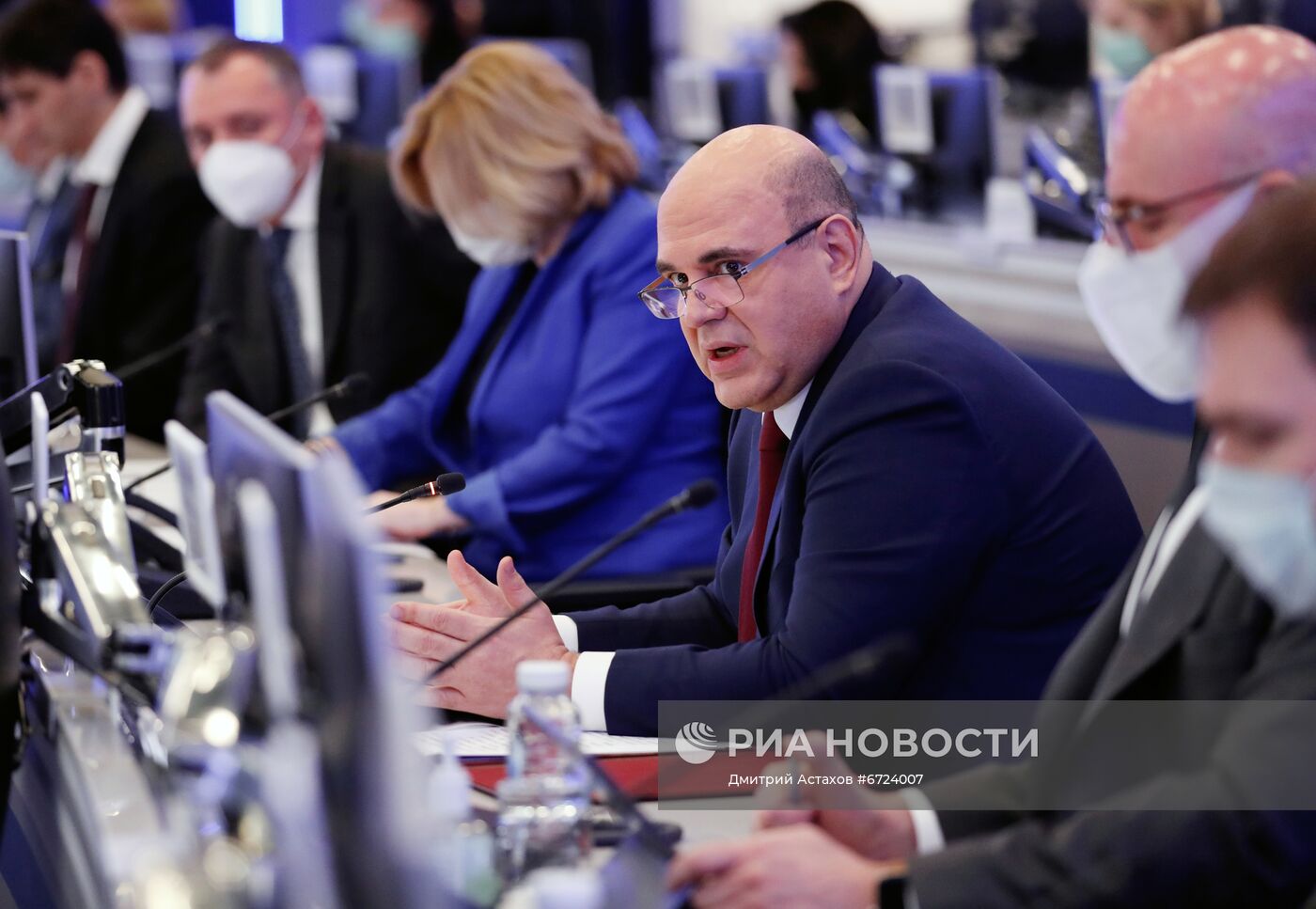 Премьер-министр РФ М. Мишустин встретился с членами правительственного совета по развитию отечественной кинематографии