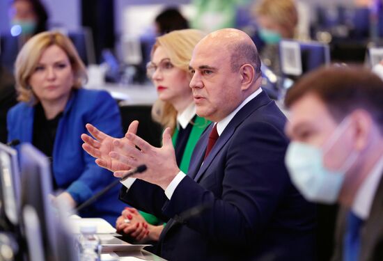 Премьер-министр РФ М. Мишустин встретился с членами правительственного совета по развитию отечественной кинематографии 