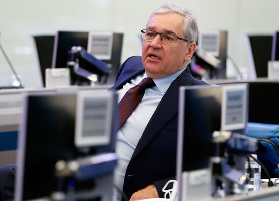 Премьер-министр РФ М. Мишустин встретился с членами правительственного совета по развитию отечественной кинематографии 