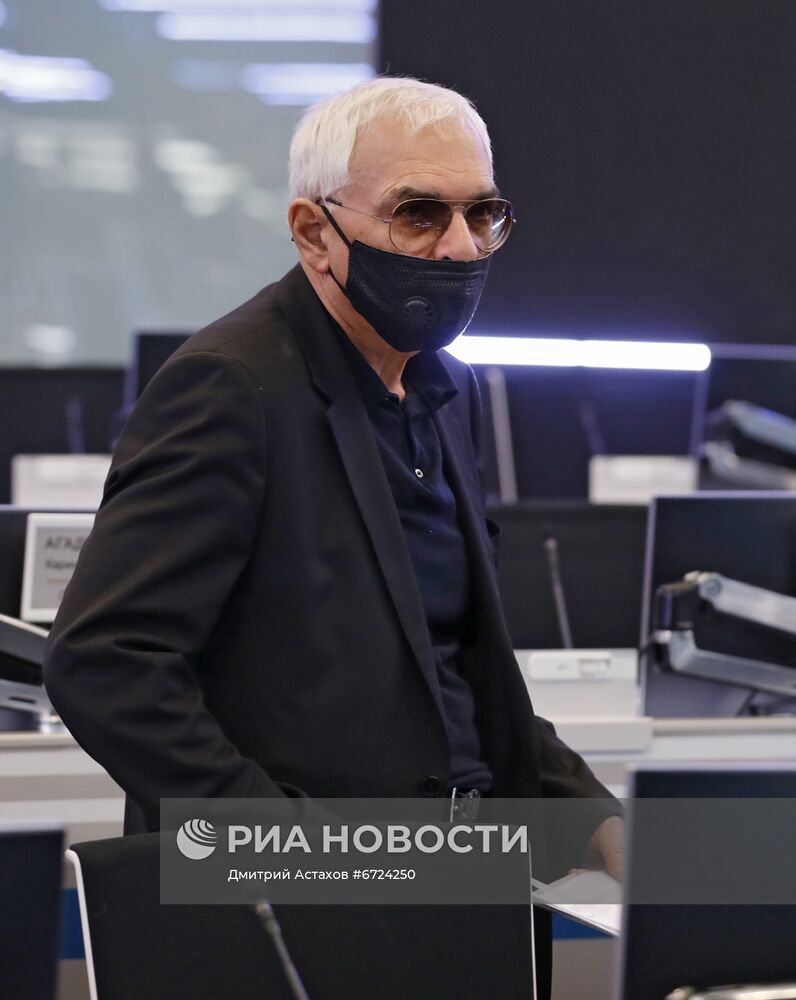 Премьер-министр РФ М. Мишустин встретился с членами правительственного совета по развитию отечественной кинематографии