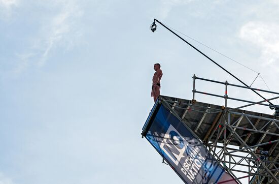 Фестиваль Fina в Абу-Даби