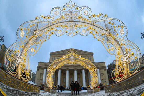 Праздничное украшение Москвы к Новому году 